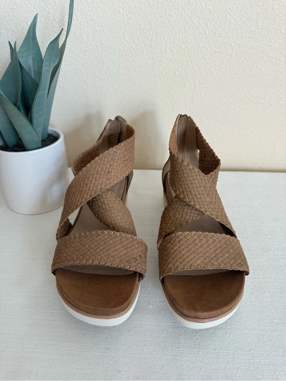 EILEEN FISHER Woven Brown Leather Platform Women’s Comfort Sandals
